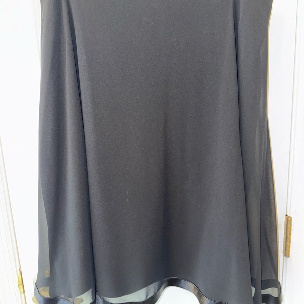 Patra Black Midi Zip Up Skirt Formal Size 16 Made In USA Women’s Satin Hem Lined